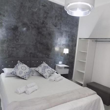 Casa Sanabria Hotel Bari Luaran gambar