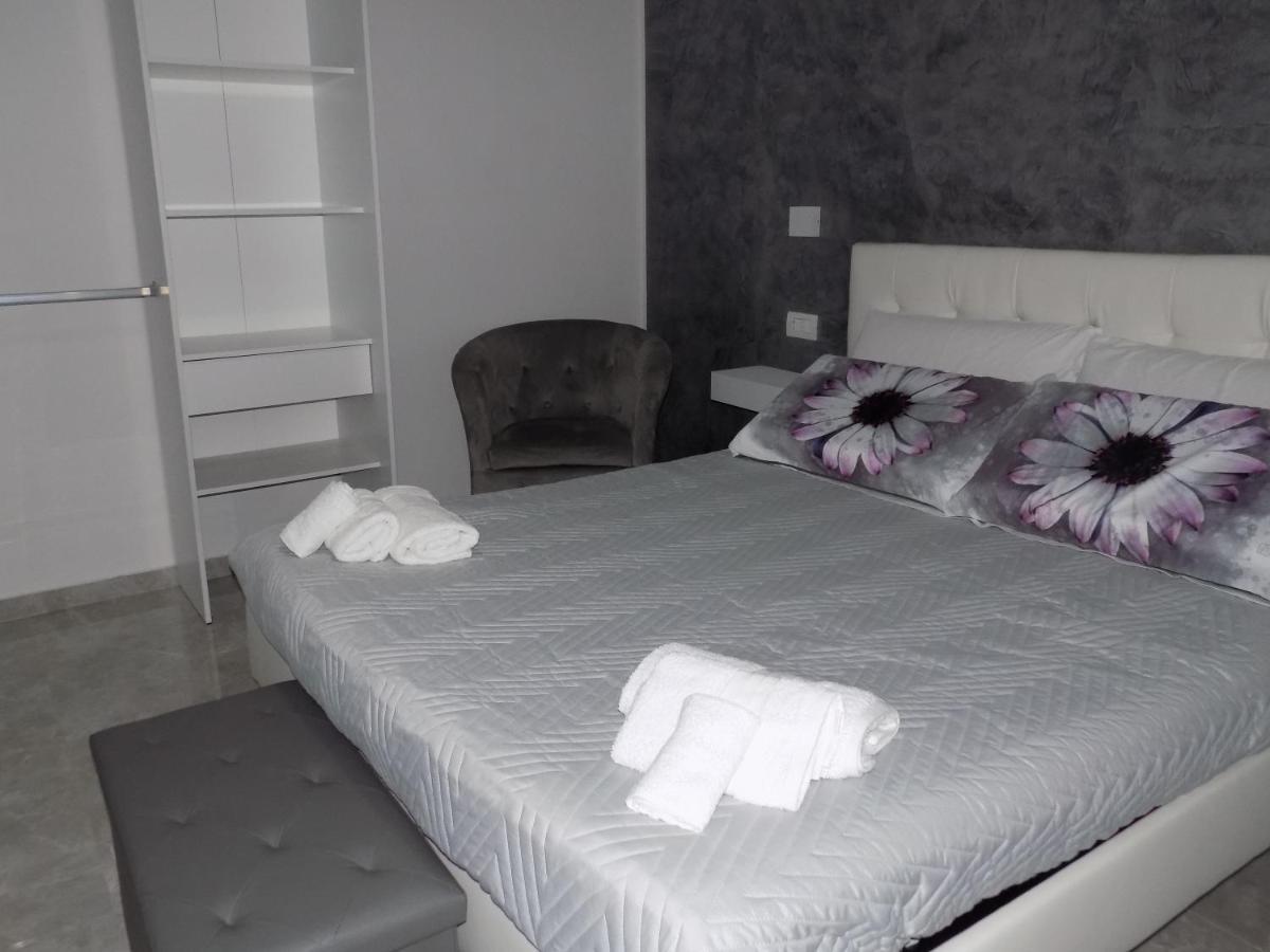 Casa Sanabria Hotel Bari Luaran gambar